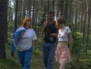 240.mp4_snapshot_00.43.13.851.jpg